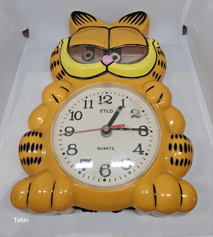 שעון קיר גארפילד Garfield ETLD עם עיניים זזות, ללא זנב