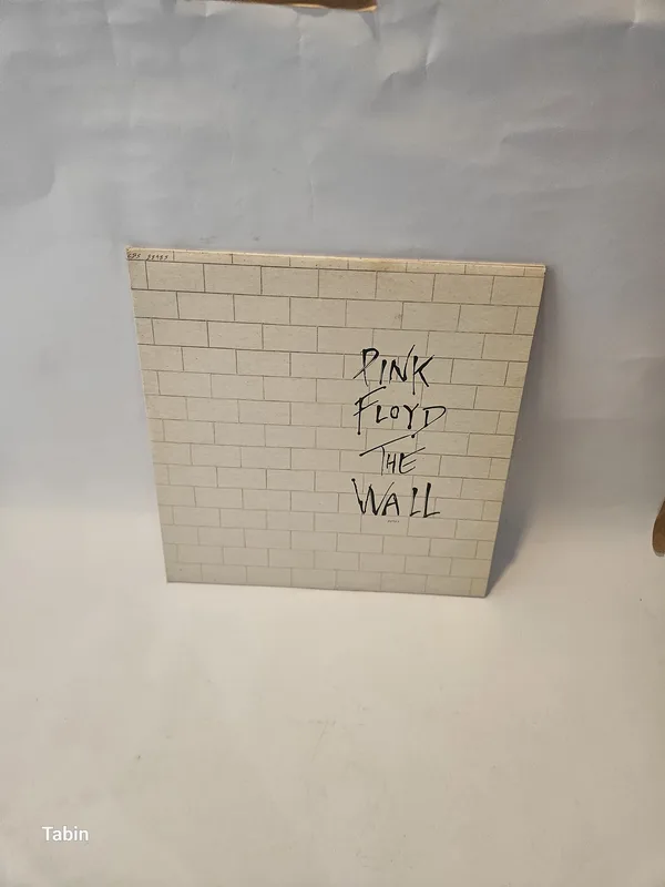תקליט ויניל כפול של פינק פלויד Pink Floyd The Wall