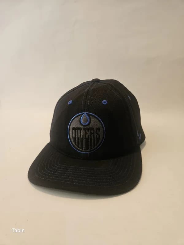 כובע Edmonton Oilers אדמונטון אוילרס שחור של Zephyr, מזכרת NHL
